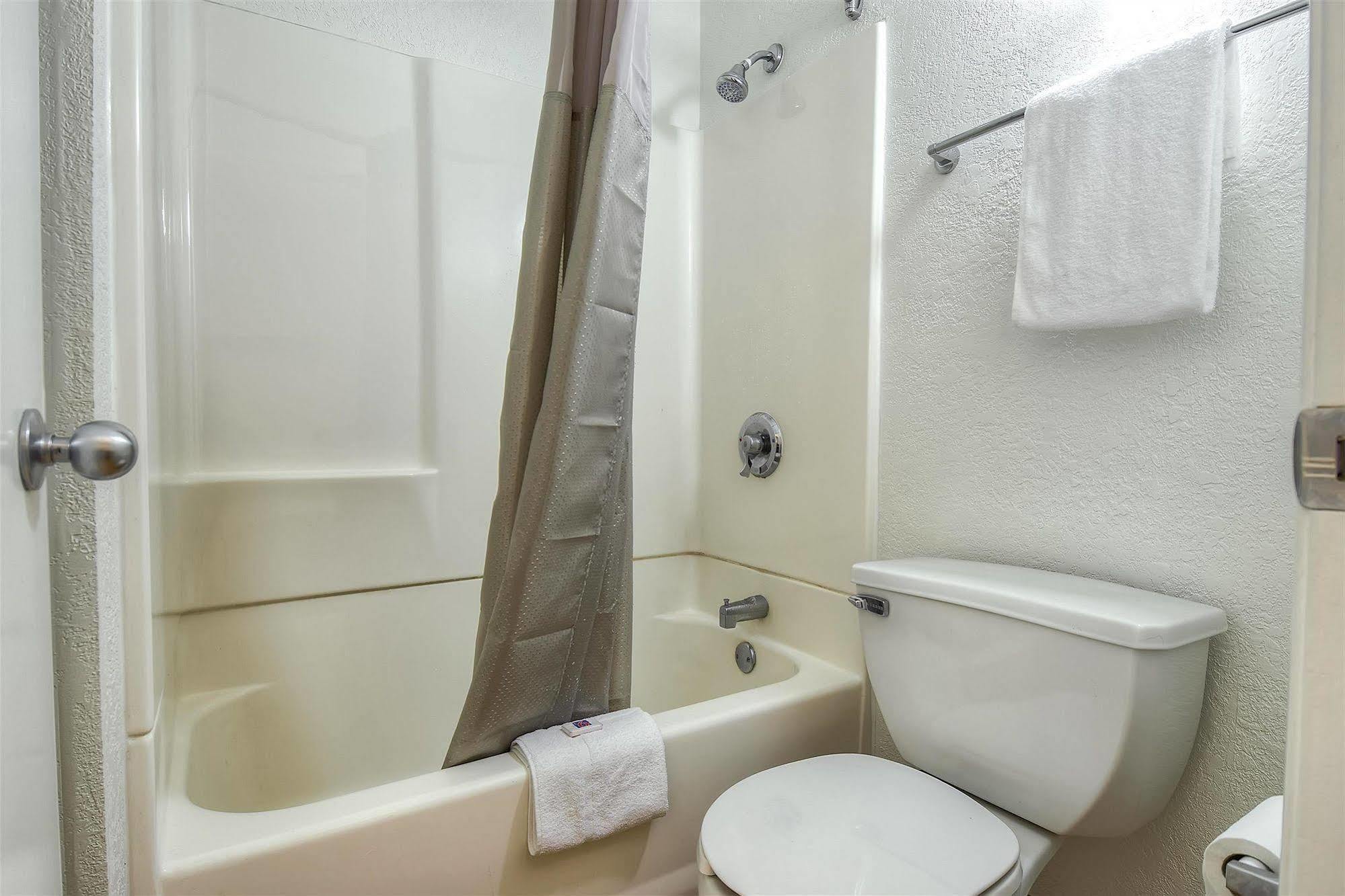 Motel 6-Norwalk, Ca - Los Angeles Экстерьер фото